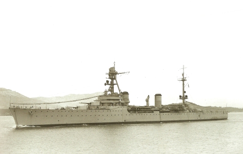 Le croiseur lourd Tourville